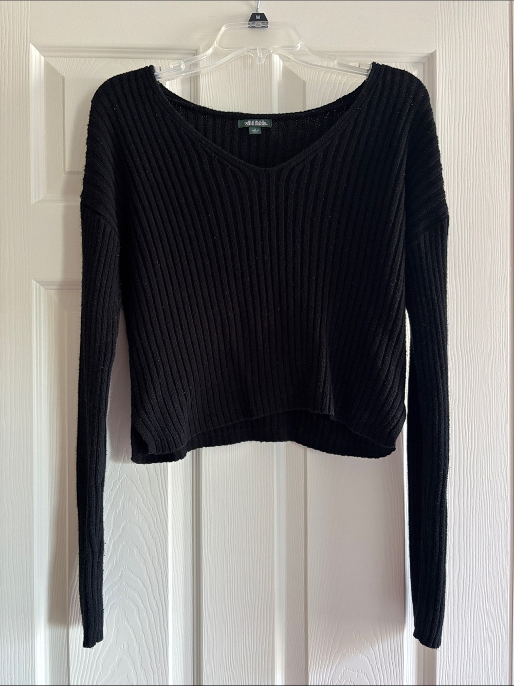 Wild Fable Ribbed Black V-Neck Cropped Sweater